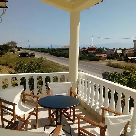 Marinis House * Koróni