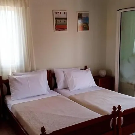 Marinis House Villa