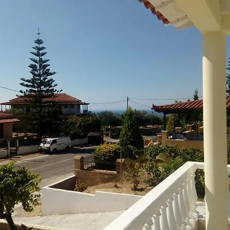 Marinis House * Koróni