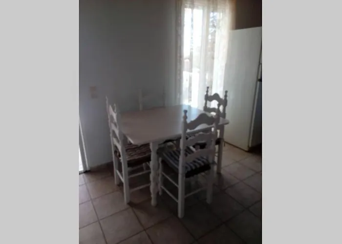 Marinis House Villa *